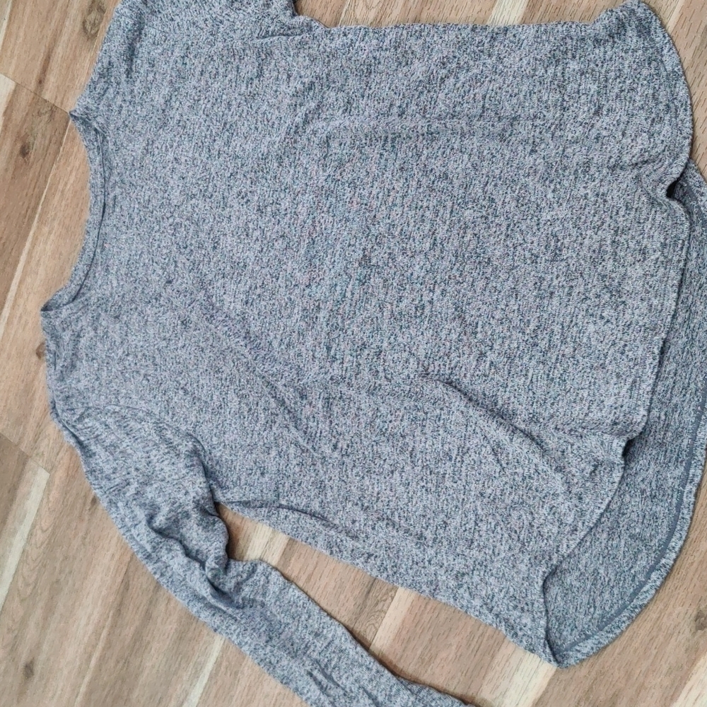 Women top